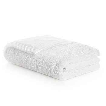 NEW PLUS - [Conjunto de três (3) Toalhas de Banho - Branco]