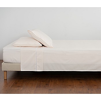 SENSAÇÃO - [Jogo de Cama - Pérola]  · 2,40*2,90 metros + Lençol de baixo ajustável + 2 Fronhas