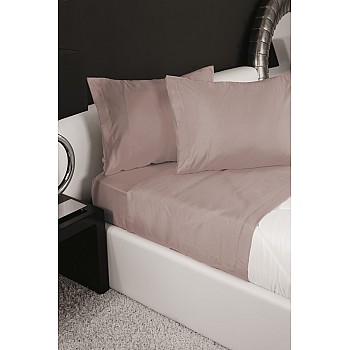SERENATA - [Jogo de cama - Rosa Seco] · 2,40*2,70 metros + Lençol de baixo ajustável + 2 Fronhas